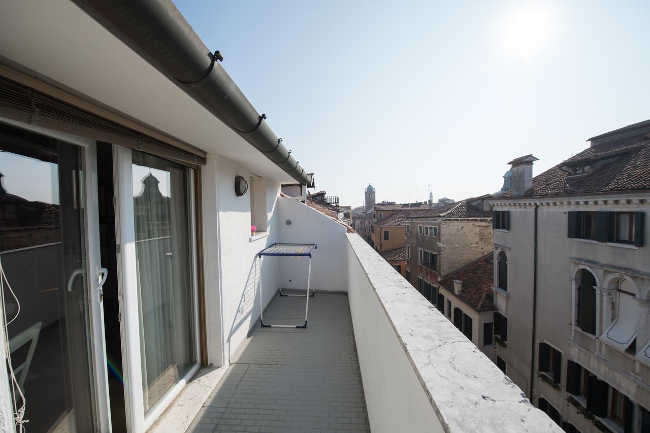 Savoia & Jolanda Apartments 2 Венеция Экстерьер фото